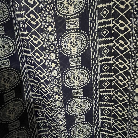 KORI • Navy Blue & White Aztec Design Long Sleeve - Picture 8 of 14